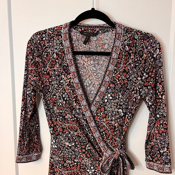 BCBGMAXAZRIA Adele Floral Wrap Dress Size XS - Picture 3 of 8